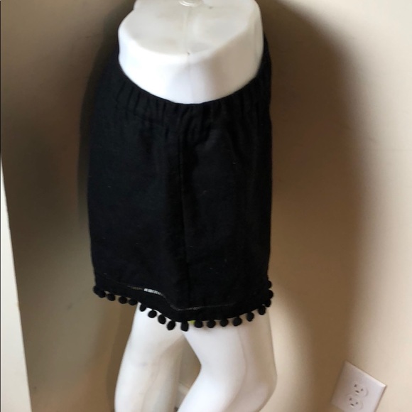 Very truly yours black shorts - Picture 2 of 8